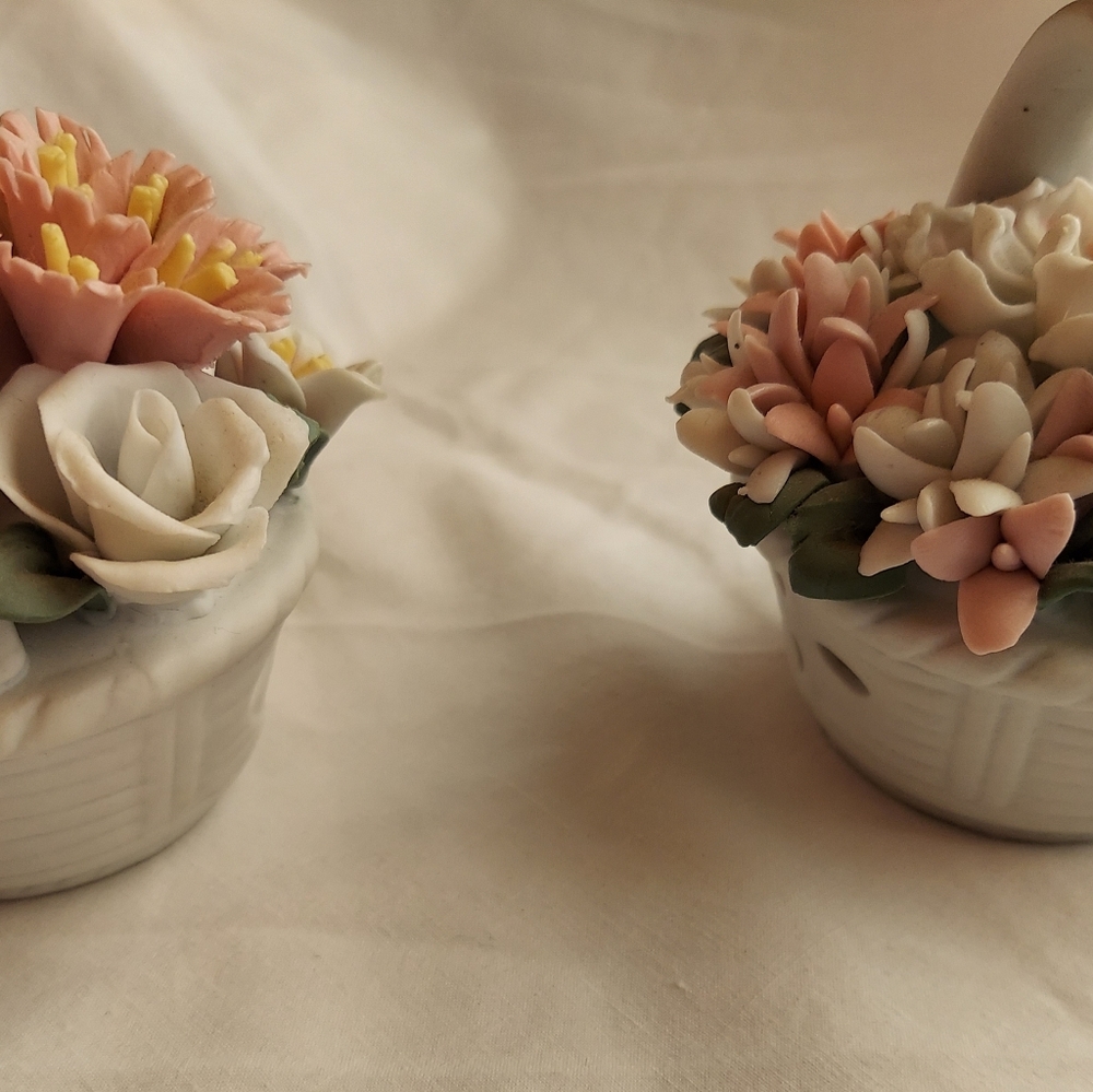 Vintage Small Ceramic Baskets (2) Delicate Colorful Flowers, Handle, Decorative - Picture 10 of 12